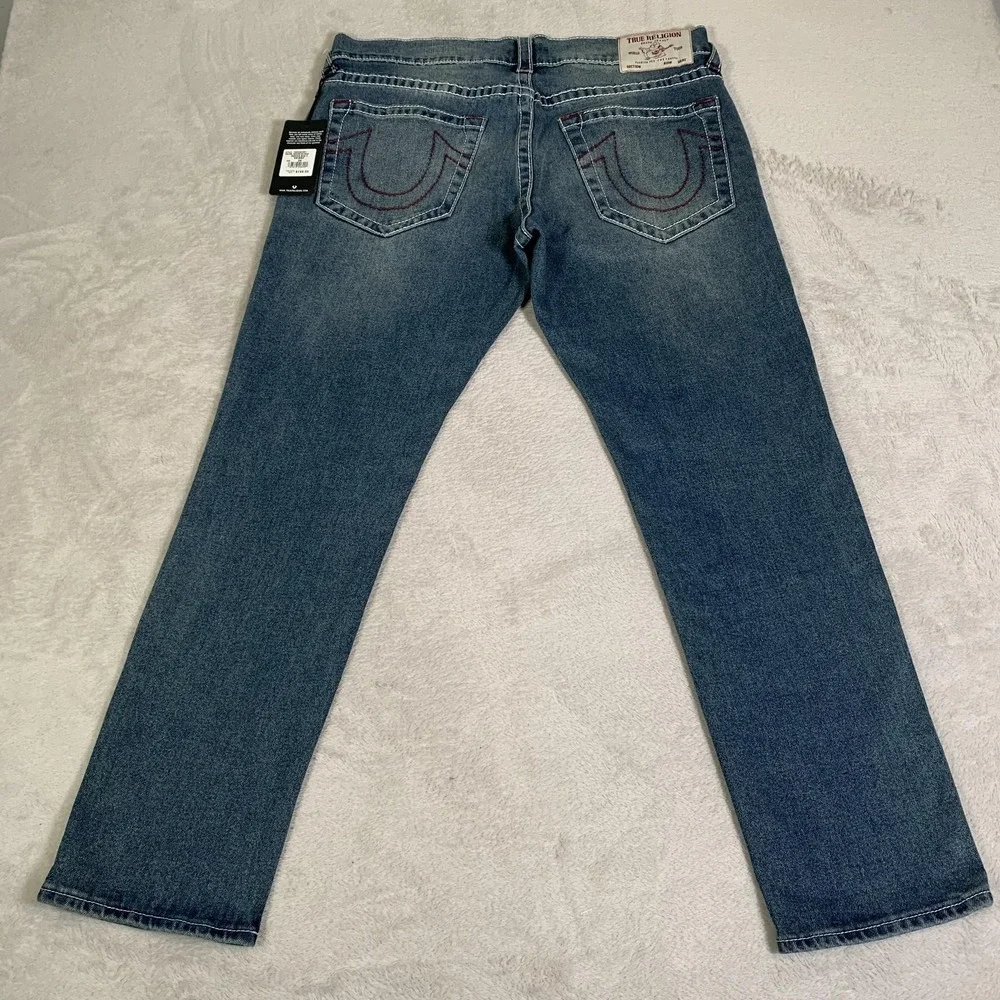 True Religion Rocco Big T Jeans Mens 34x30 Blue‎ Medium Wash Relaxed Skinny NEW